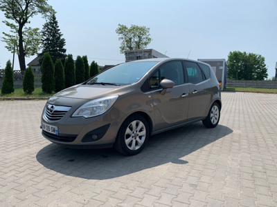 Używane Opel Meriva - 17 500 PLN, 272 000 km, 2011