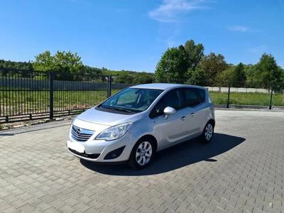 Używane Opel Meriva - 18 900 PLN, 247 200 km, 2013