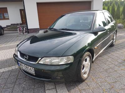 Używane Opel Vectra - 3 900 PLN, 298 550 km, 2001