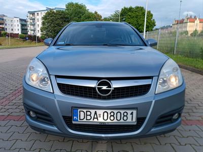 Używane Opel Vectra - 6 700 PLN, 267 800 km, 2006