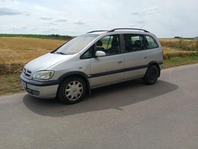 Używane Opel Zafira - 5 300 PLN, 230 100 km, 2003