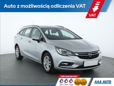 Używane Opel Astra - 50 000 PLN, 65 578 km, 2018