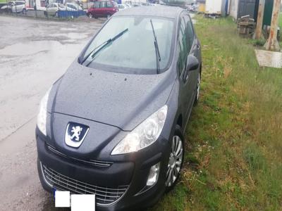 Używane Peugeot 308 - 10 500 PLN, 352 000 km, 2011