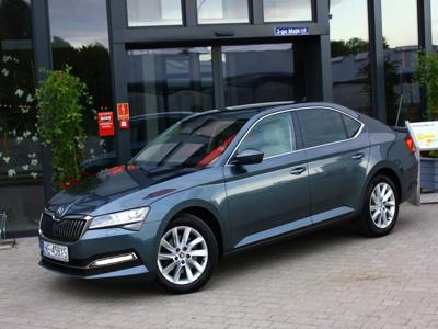 Używane Skoda Superb - 91 000 PLN, 160 000 km, 2019