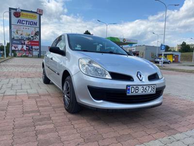 Używane Renault Clio - 10 900 PLN, 107 249 km, 2005