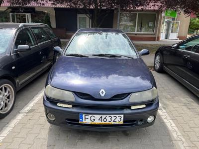 Używane Renault Laguna - 2 400 PLN, 216 476 km, 1999