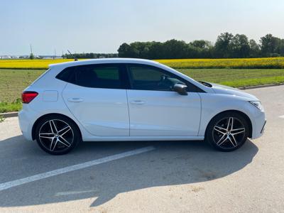 Używane Seat Ibiza - 58 240 PLN, 61 600 km, 2019