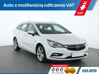 Używane Opel Astra - 45 000 PLN, 154 551 km, 2017