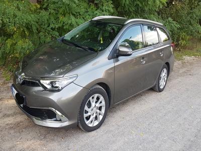 Używane Toyota Auris - 65 000 PLN, 141 000 km, 2016