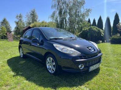 Używane Peugeot 207 - 11 400 PLN, 212 000 km, 2008