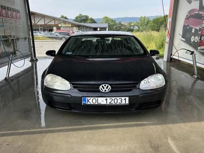 Używane Volkswagen Golf - 8 000 PLN, 255 707 km, 2004