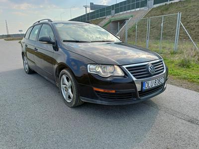 Używane Volkswagen Passat - 10 900 PLN, 316 000 km, 2005