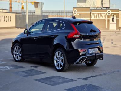 Używane Volvo V40 - 39 900 PLN, 296 000 km, 2015