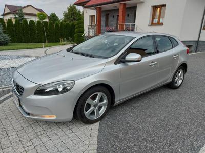 Używane Volvo V40 - 48 900 PLN, 133 603 km, 2016