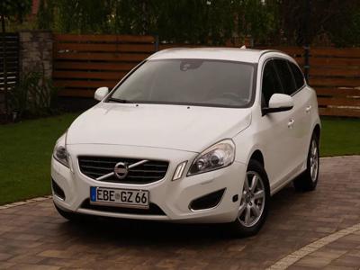 Używane Volvo V60 - 43 800 PLN, 240 000 km, 2013