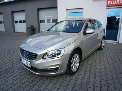 Używane Volvo V60 - 62 900 PLN, 183 000 km, 2018