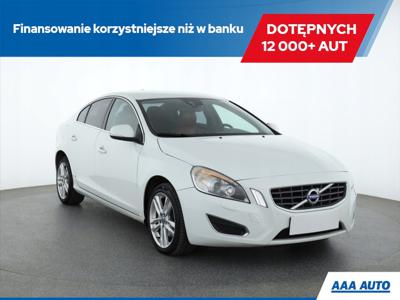 Volvo S60 II Sedan 2.0 D3 136KM 2013