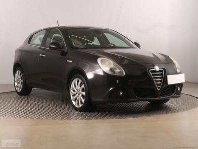 Alfa Romeo Giulietta , Klimatronic, Tempomat