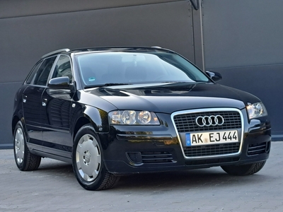 Audi A3 II (8P) * 1.6MPi * BDB STAN* KLiMAtronik* z NiEMiEC* 5 DRZWi*