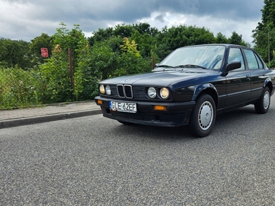 BMW Seria 3 E36 Sedan 316 i 100KM 1990