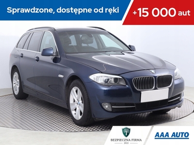 BMW Seria 5 F10-F11 Touring 525d 218KM 2011