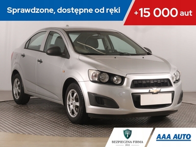 Chevrolet Aveo T300 Sedan 1.2 70KM 2012