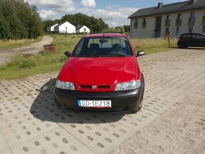 Pickup Fiat Strada małe zgrabne auto o dużych możliwościach