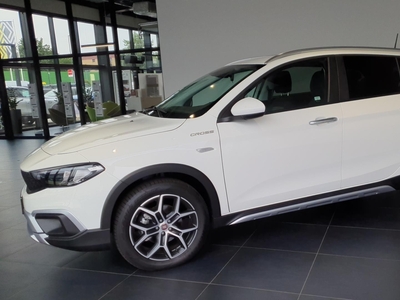 Fiat Tipo II 1.5 Hybrid Cross DCT