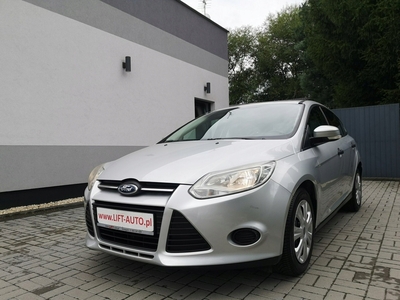 Ford Focus III Hatchback 5d facelifting 1.6 TDCi 115KM 2014