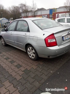 Kia cerato rok 2007..przegląd do września .LPG/benzyna