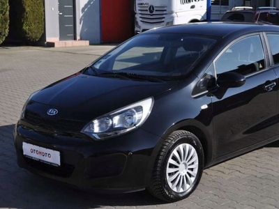 Kia Rio III Hatchback 3d 1.1 WGT 75KM 2013