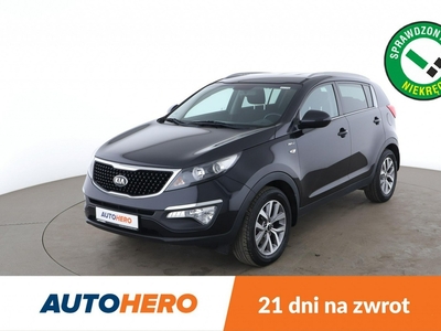 Kia Sportage III automat /4x4/ 166KM navi grzane fotele kamera hak Bluetooth tempomat