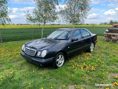 Mercedes W210 E220D Classic - 296162km przebiegu - Oryginalny Lakier