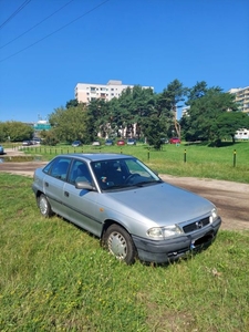 Opel Astra 1.4 benzyna 2001