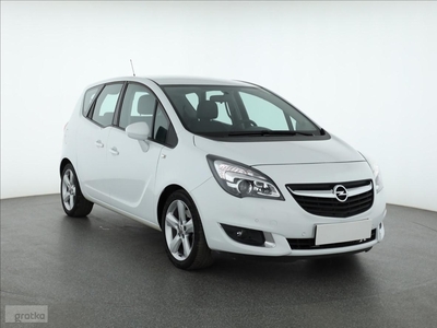 Opel Meriva B , Skóra, Klima, Tempomat, Parktronic, Podgrzewane siedzienia