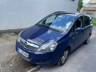 Opel Zafira C 2011