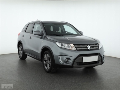 Suzuki Vitara II , Salon Polska, Klimatronic, Tempomat, Podgrzewane siedzienia