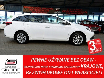 Toyota Auris II Touring Sports Facelifting 1.8 Hybrid 136KM 2018