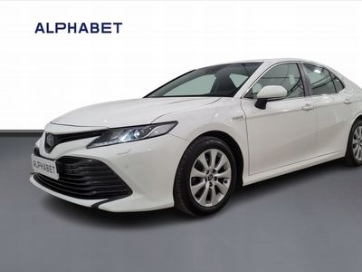 Toyota Camry IX 2019