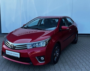 Toyota Corolla XI SERIA E16 2012