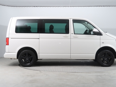 Volkswagen Multivan 2011 2.0 TDI 252455km Bus