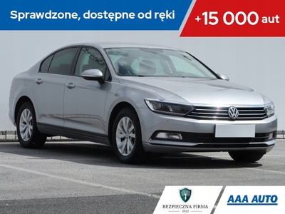 Volkswagen Passat B8 Limousine 1.6 TDI BlueMotion Technology 120KM 2018