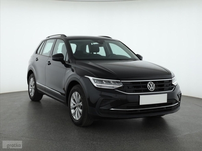 Volkswagen Tiguan , Salon Polska, 1. Właściciel, Serwis ASO, VAT 23%,