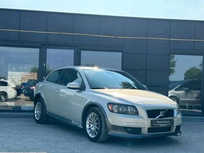 Volvo C30 Hatchback 3d 2.0 D 136KM 2007