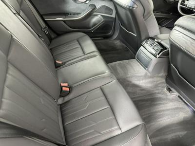 Audi A8 3.0 L automat D5 (2017-)