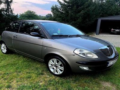 Lancia ypsilon sprytna benzynka pewny przebieg klima sprawdź