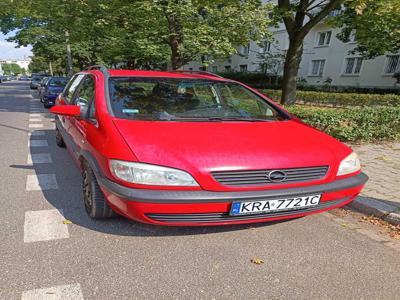 Opel Zafira A 2000r