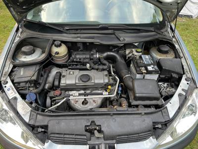 Peugeot 206 206+ Peugeot 206 1.2 benzyna uszkodzony