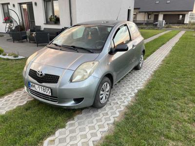 Sprzedam Toyote Yaris 2006 rok