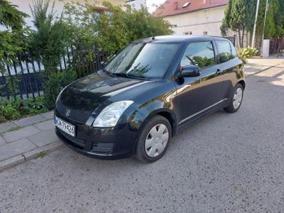 Suzuki Swift 1.3 benzyna . Klimatyzacja